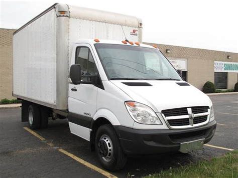 Sell Used 2008 Dodge Sprinter 3500 Box Truck With Ramp Mint Condition