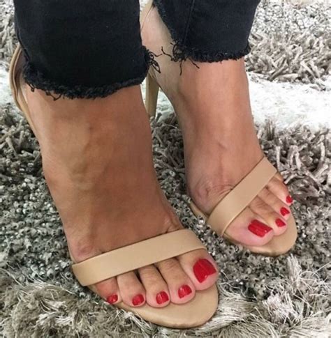 Pretty Feet On Tumblr