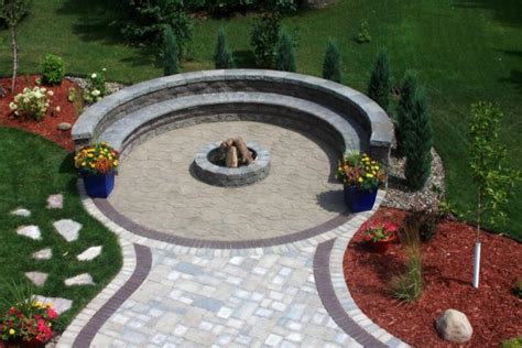 13 Circle Patio Ideas That Are Attractive For Your Eyes