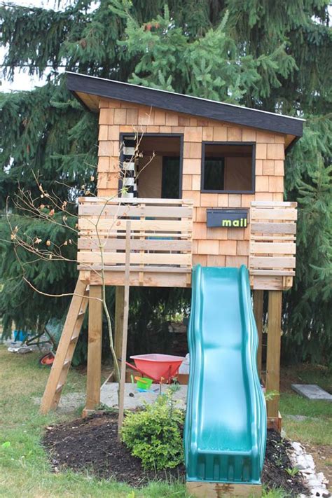 15 Awesome Kids Wooden Playhouses For Your Yard