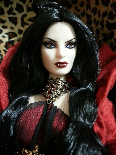 CONTOS DE VAMPIROS Haunted Beauty Vampire Barbie Doll by Barbie Collector coleção Adriano