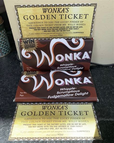 Willy Wonka Chocolate 2005 Replica Big Bar T Novelty Item Golden
