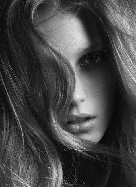 Sigrid Agren Photographed By Marcus Pummer Beautiful People Foto