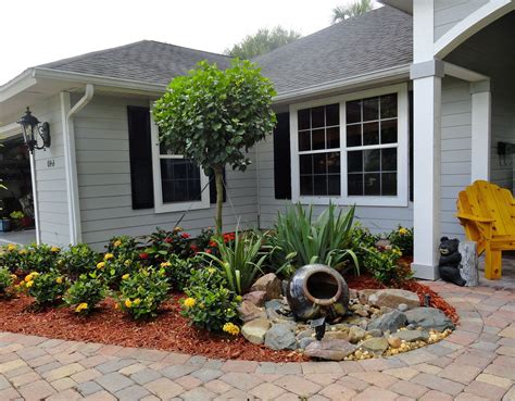 10 Pretty Small Front Yard Landscaping Ideas On A Budget 2024