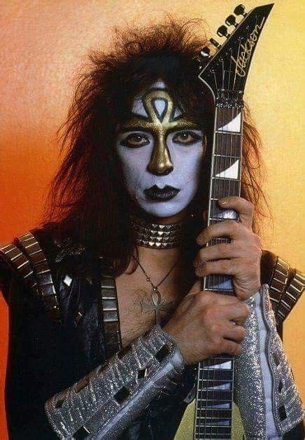 Pin By Annabel Lopez On Vinnie Vincent ️ ️ In 2020 Vinnie Vincent