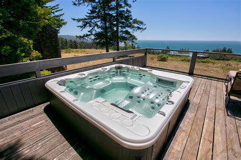 Best Salt Water Hot Tubs Reviews Buying Guide