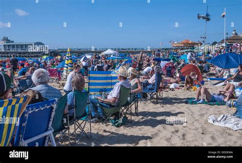 Bournemouth Beach Crowded Hi Res Stock Photography And Images Alamy