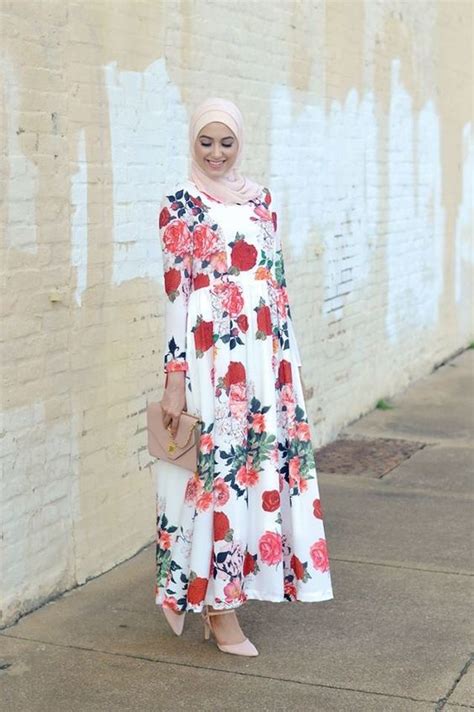 30 Modern Muslimah Fashion Outfit Ideas For Summer Mco