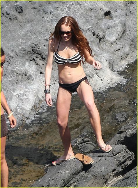 Lindsay Breaks Out The Bikini Lindsay Lohan Photo Fanpop