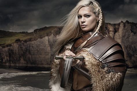 You can use it to stream video or listen to your music from pc, smartphone, htpc or even a game console (xbox, ps3). DNA proves women were Viking warriors too - New York Daily ...