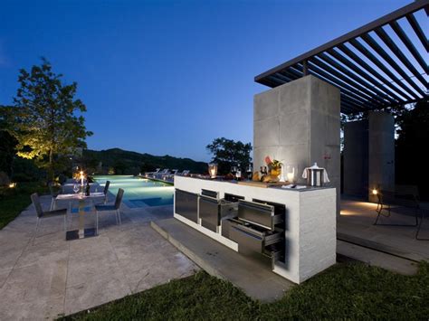 An outdoor kitchen can be a. Step Out To Enjoy The Beauty - Modern Outdoor Kitchens