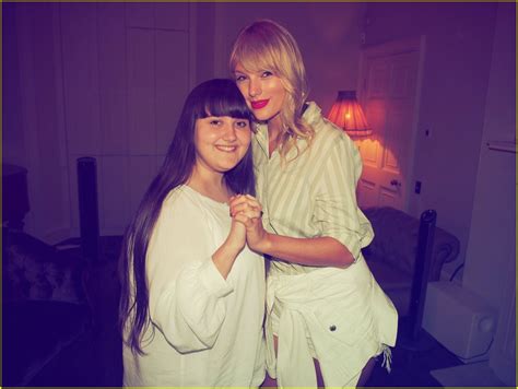 Full Sized Photo Of Taylor Swift Lover Secret Session London Fan Photos