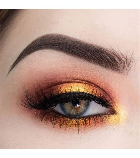 Été soleil is a collaboration of designers making home decorations and gift ideas suitable for everyone. Le sunset makeup, grande tendance de l'été