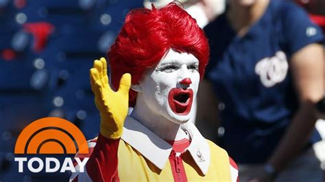 Mcdonalds Limits Ronalds Appearances As Creepy Clown Craze Grows