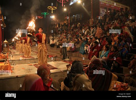 Ganga Aarti Varanasi Benares Uttar Pradesh India Asia El Ganges