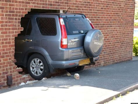 10 Of The Strangest And Funniest Car Crashes