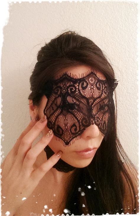 Black Lace Mask Mysterious Masquerade Ball Eye Mask Elegant Etsy