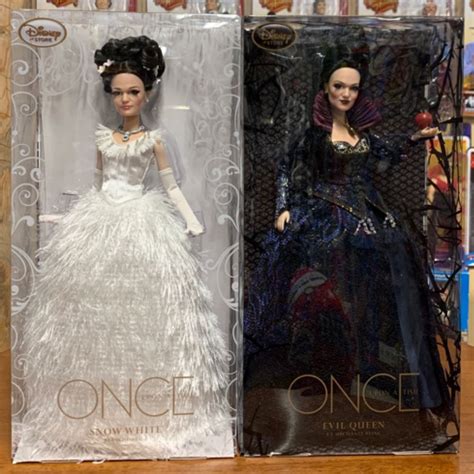 Once Upon A Time Snow White And Evil Queen D23 Doll And Barbie 2015