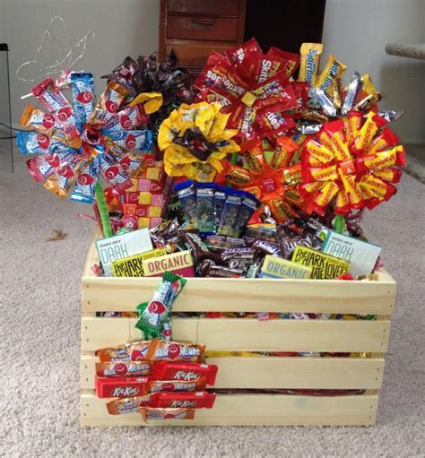 You can find the best custom gift baskets professionals on bark. Candy Gift Baskets Ideas | Baskets | Pinterest | Candy ...
