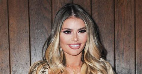 Chloe Sims Sends Temperatures Soaring In Plunging Ensemble It Just