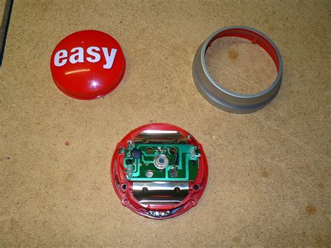 Quiz Show Buzzer System Using Staples Easy Button 7 Steps With