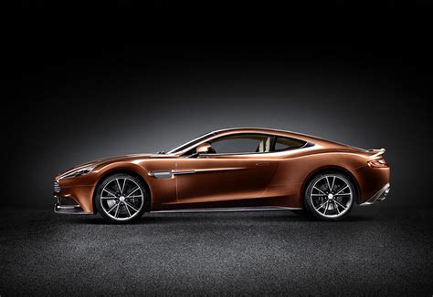 Rimac seguros y reaseguros s.a. Aston Martin Vanquish | SHOUTS
