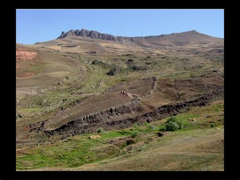 Ailah swt menjawab doa nabi nuh a.s. SINARAN GUA EMAS: SEJARAH BAHTERA NABI NUH