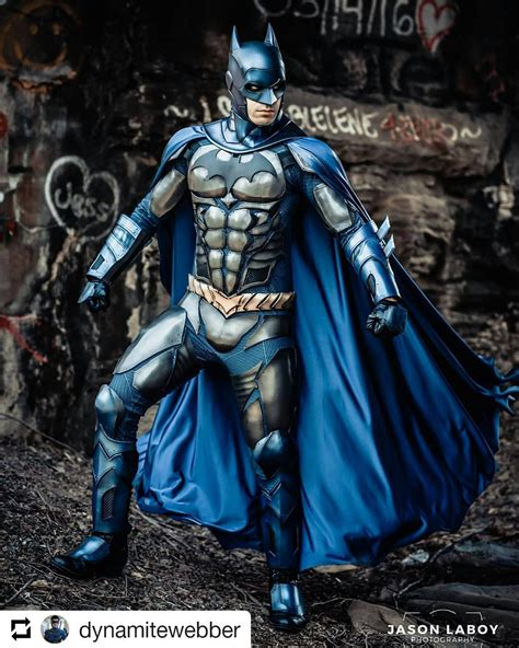 Pin By Joe Rebelo On Batman Batman Cosplay Superhero Cosplay