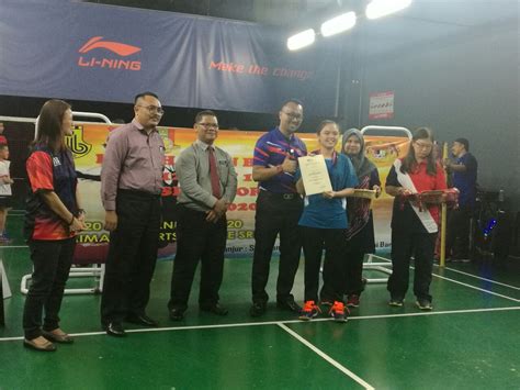 Court view make a booking. Kejohanan Badminton MSSD JB Daiman Sports Centre - SMK ...