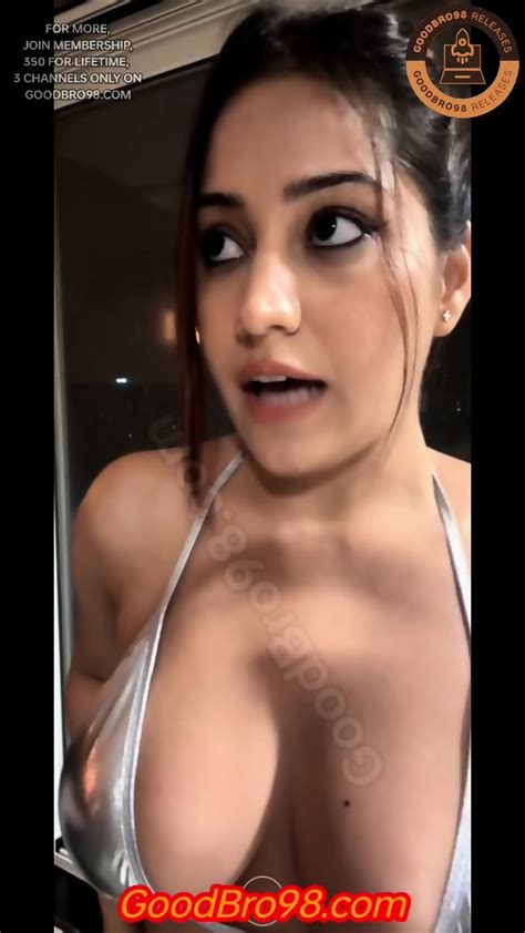 Simran Kaur Hot Live In Sexy Silver Bikini Eporner