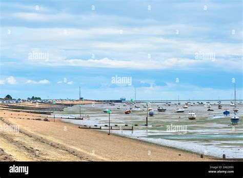 Thorpe Bay Southend Hi Res Stock Photography And Images Alamy