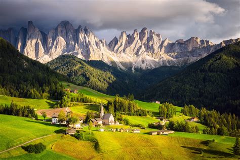 42 Italian Alps Wallpaper