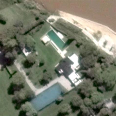 Are you ready to see lionel messi's incredibly house? Lionel Messi's House in Rosario, Argentina (Google Maps) (#4)