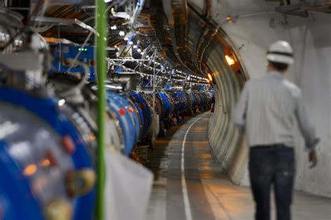 Ja, reisen innerhalb von schweiz sind derzeit gestattet. Neustart der „Weltmaschine" beim Cern