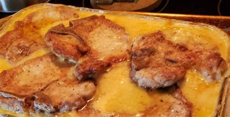 Plus, it is just so pretty. Pork Chops and Scalloped Potatoes - Best Easy Recipes