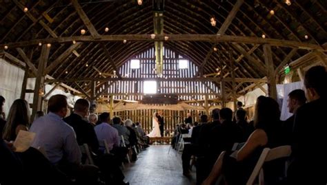 The Enchanted Barn Hillsdale Wi Rustic Wedding Guide Wisconsin