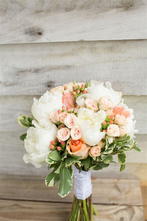 Flower delivery london and uk by flower station. Southern Country Wedding Ideas - Rustic Wedding Chic