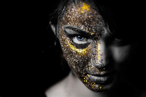 The Golden Touch of Love - P1 | King midas, Touch, Mythology