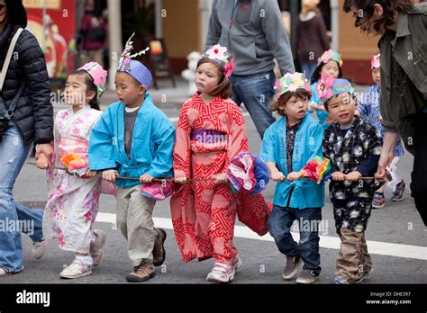 Obon Festival Hi Res Stock Photography And Images Alamy