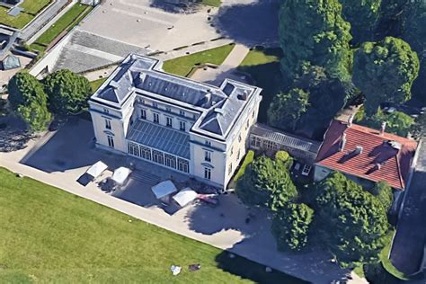 Chateau De Voisins Louveciennes Inscrit Mh Le F Vrier