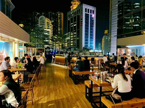 Cadillac Bar And Grill Bars And Pubs In Causeway Bay Hong Kong