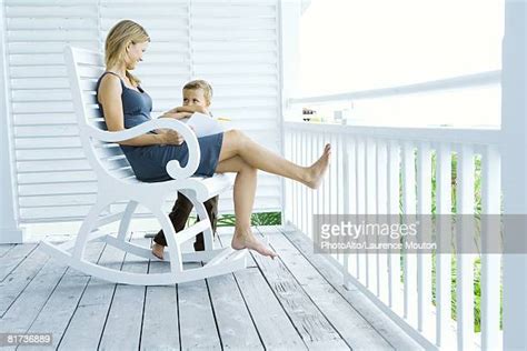 Mom Rocking Chair Photos Et Images De Collection Getty Images