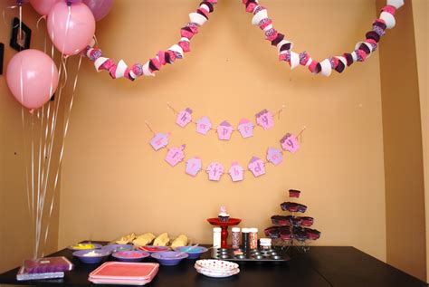 What's a party without favors and cake? Activities | Make Myself at Home