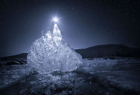 Ice Winter Cold Night Stars Quabbin Reservoir Massachusetts Moon