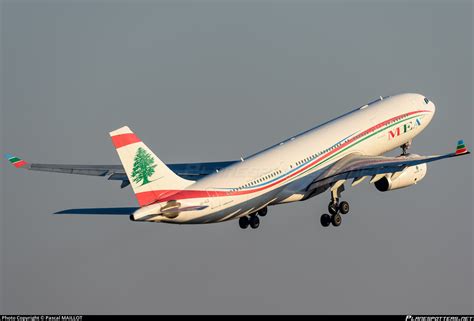 Od Meb Mea Middle East Airlines Airbus A330 243 Photo By Pascal