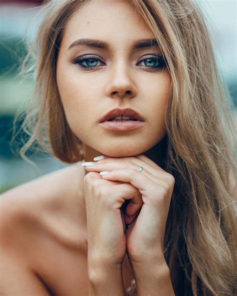 Polina Kostyuk ロシア美女 モデル