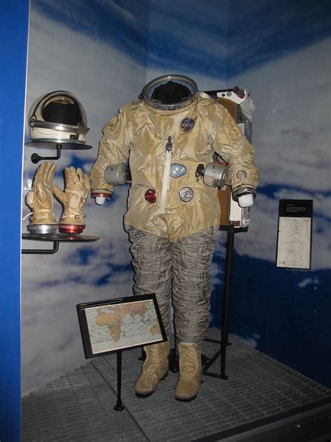 Gemini Ix G4c Space Suit And Astronaut Maneuvering Unit A Flickr