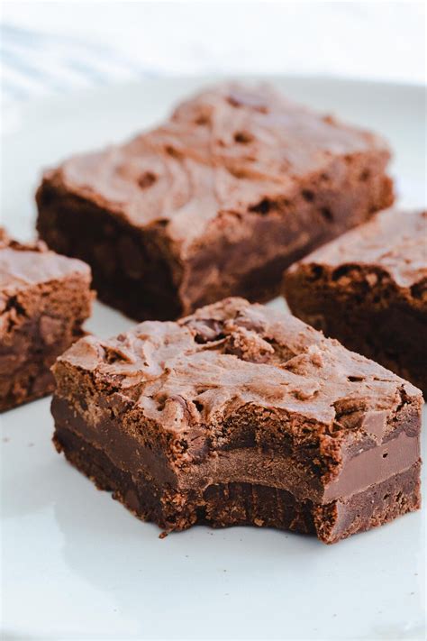 Best Fudgy Chocolate Bar Brownies — The Dashleys In 2020 Brownie Recipes Best Brownie Recipe