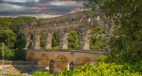 Pont Du Gard A Mighty Aqueduct Bridge Rising Over 3 Well Preserved Arched Tiers Built By 1st