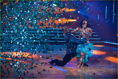 Ray Lewis Is Withdrawing From Dwts Due To An Injury Photo 4362863